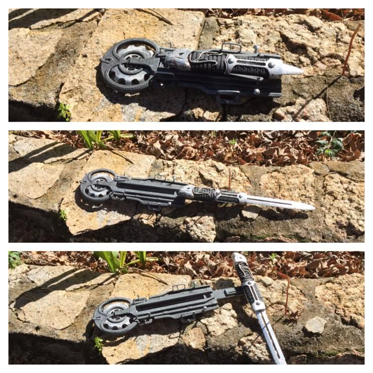 assassins creed hidden blade replica