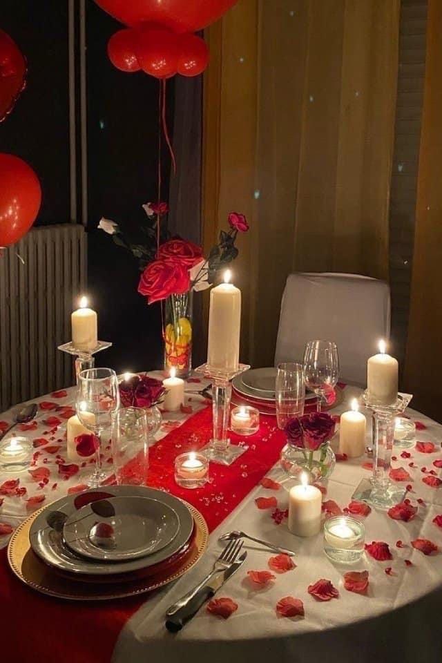 Romantic Dinner Valentine Gift