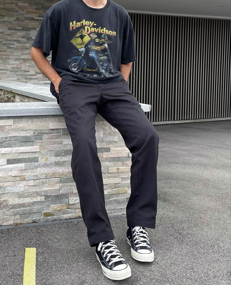 Mens Vintage Logo Tee Jeans