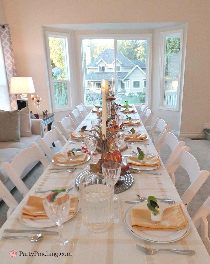 Peanuts Thanksgiving Table Setting