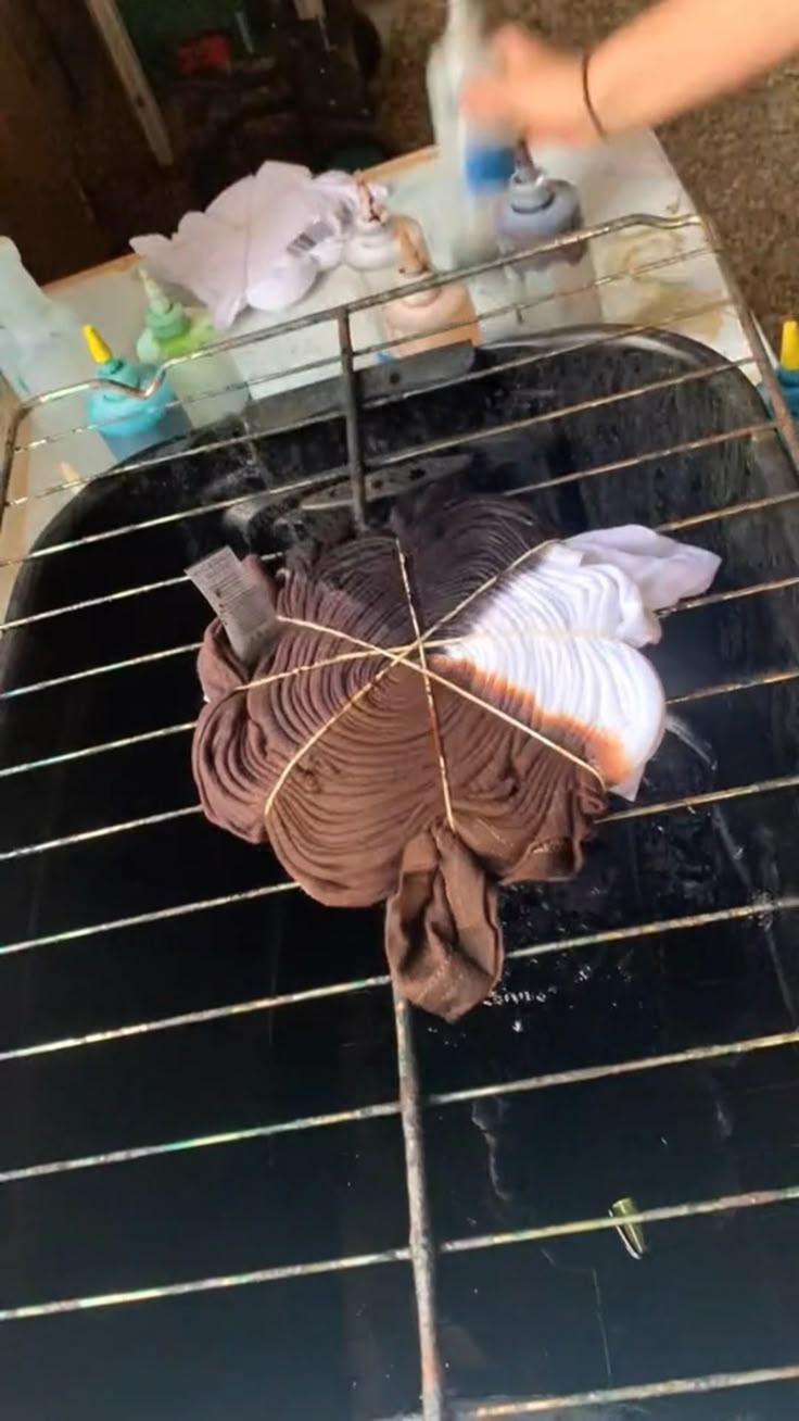 tie-dye-spiral-shirt-process