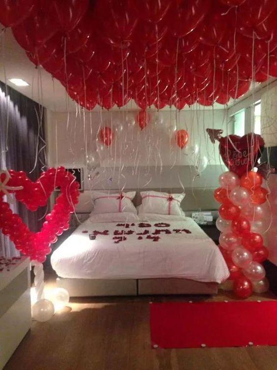 Valentine's Day romantic bed setting