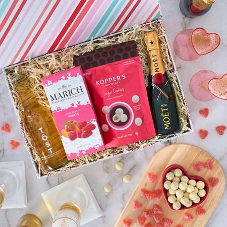 valentine-day-gourmet-food-basket